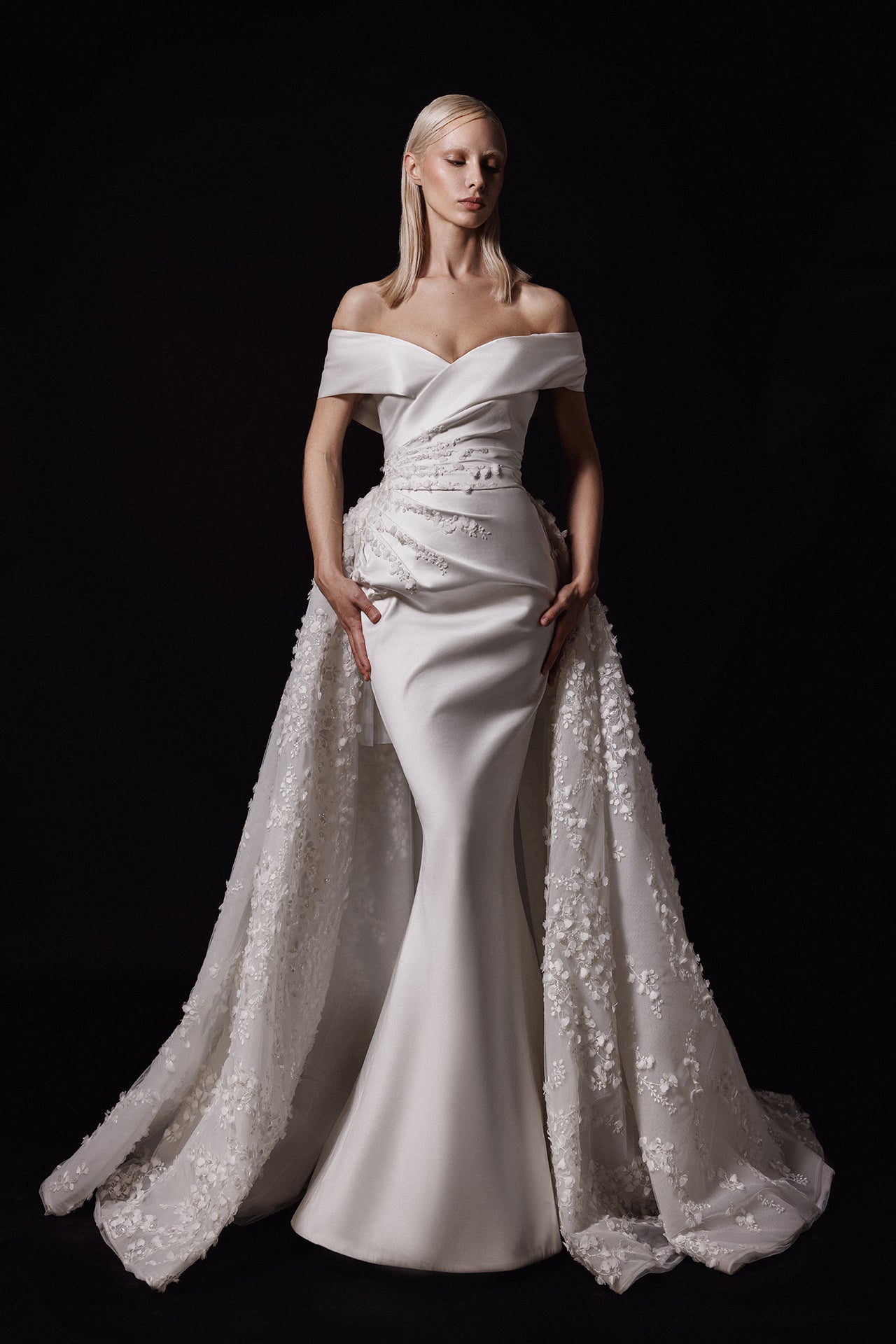 خارج على الكتف ثوب الزفاف حورية البحر مع Overskirt