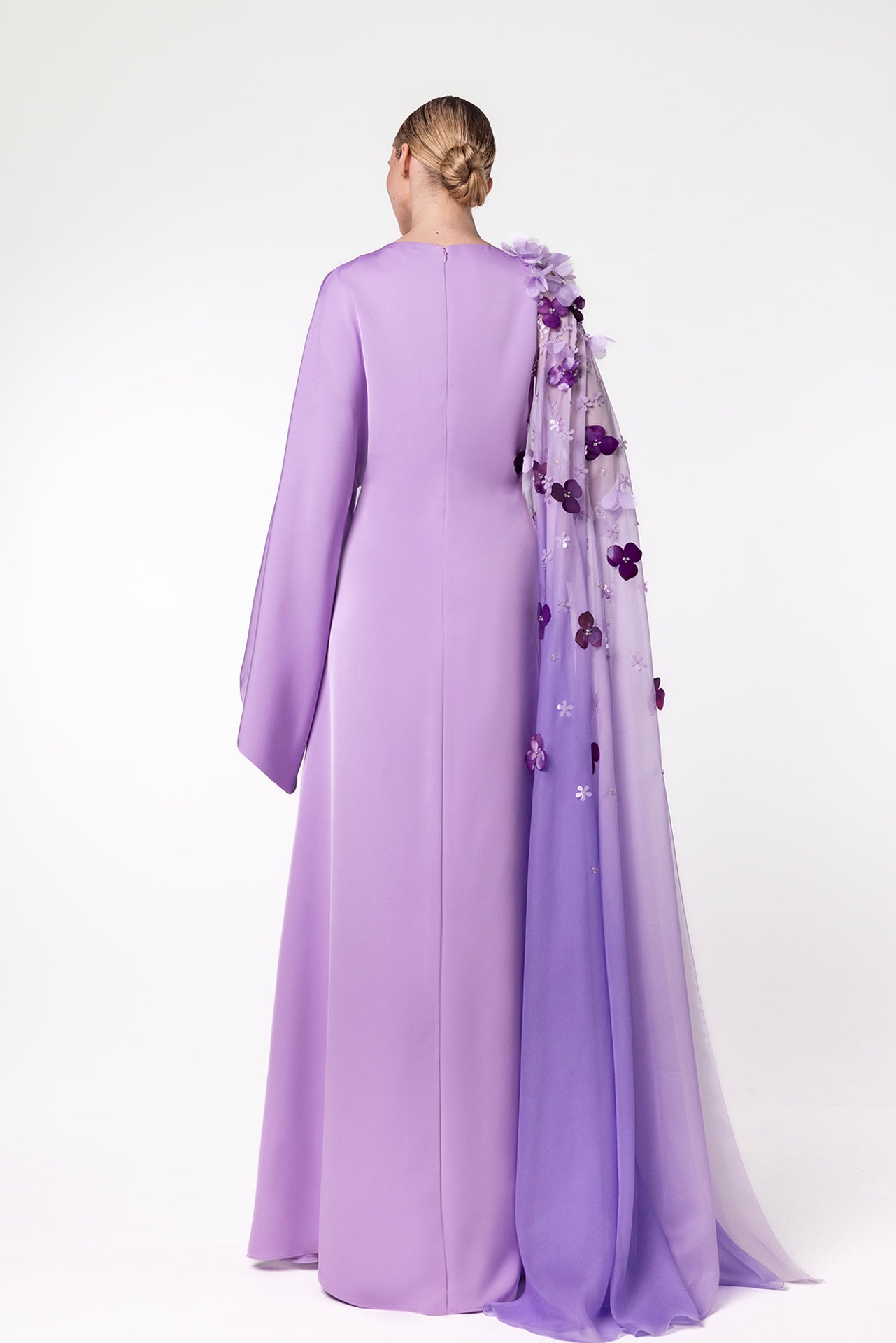Round Neck Kaftan with Wide Sleeves and Floral Embroidered  Detail