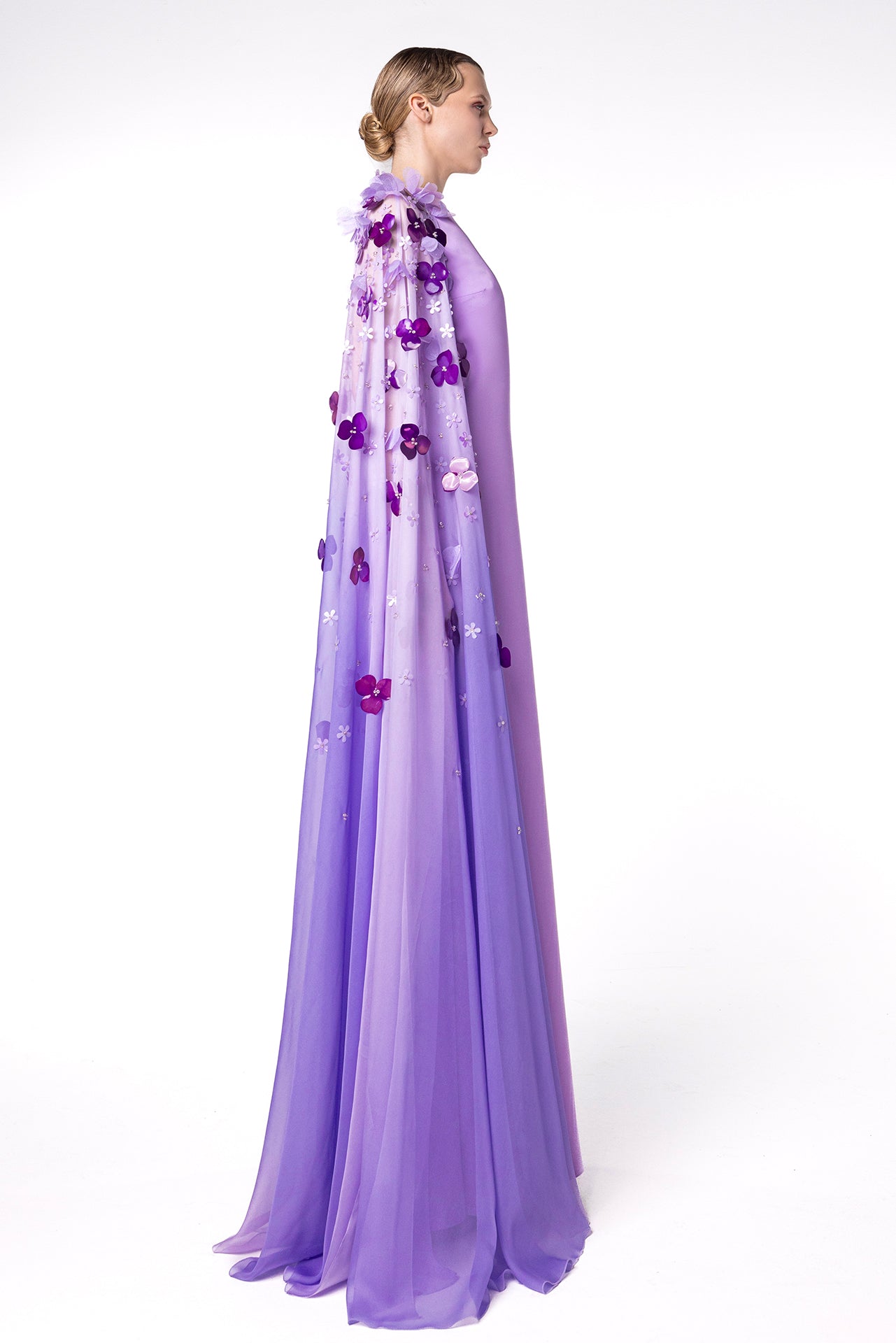 Round Neck Kaftan with Wide Sleeves and Floral Embroidered  Detail