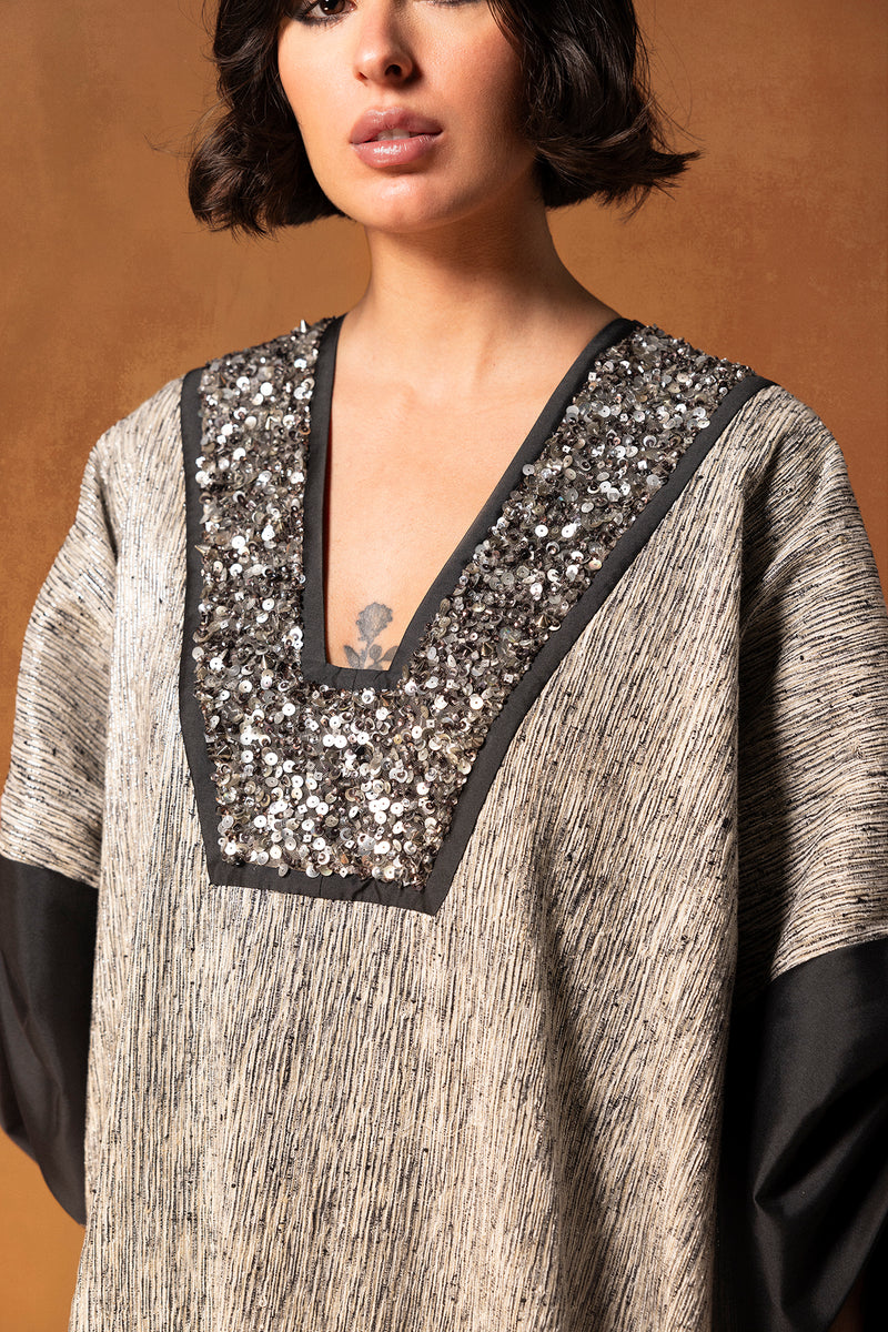 【viviモデル着用】RAJABROOKE BERGUNA JACQUARD M viviモデル着用】RAJABROOKE BERGUNA JACQUARD M