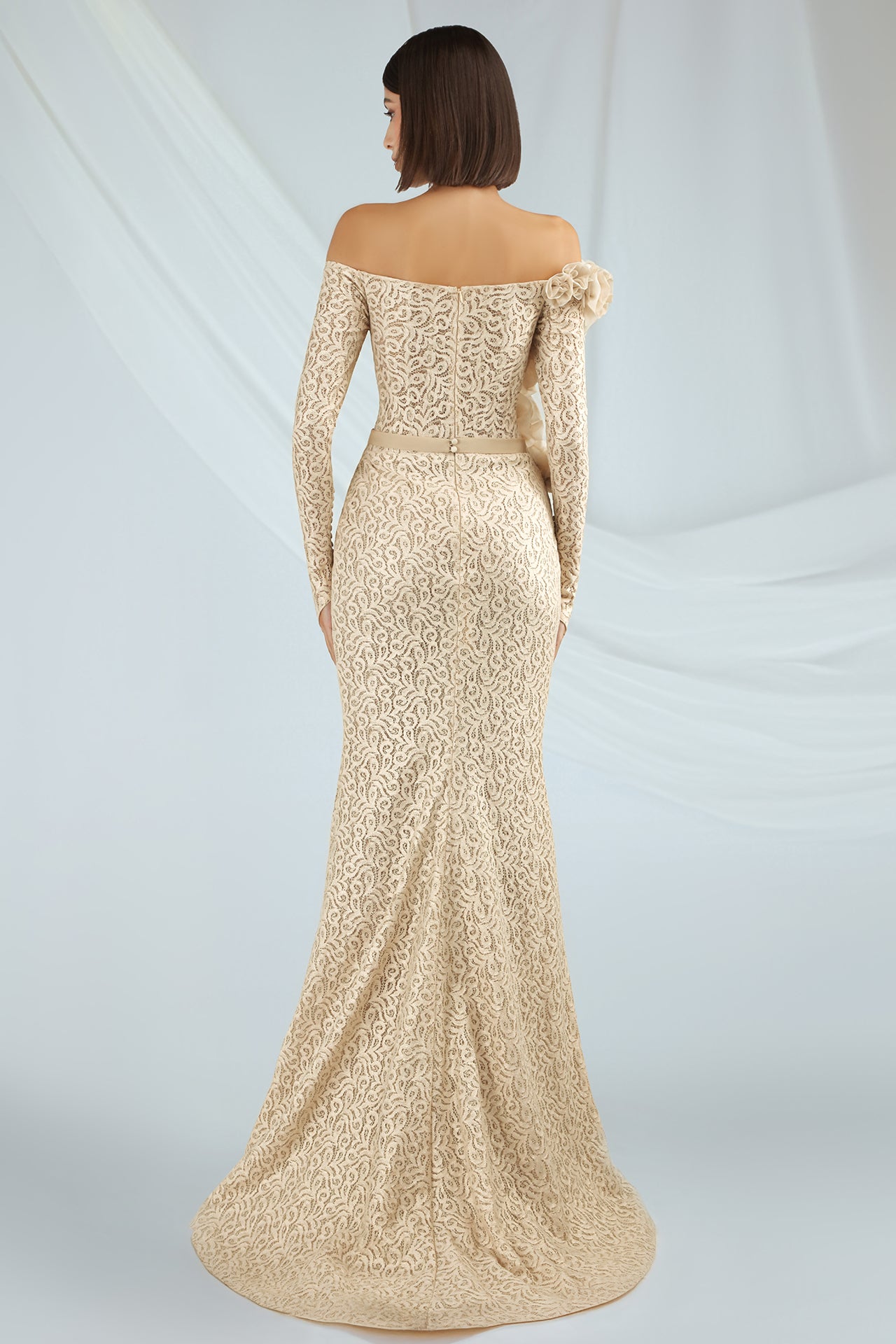 Off-Shoulder  Mermaid Dress with Floral Appliques