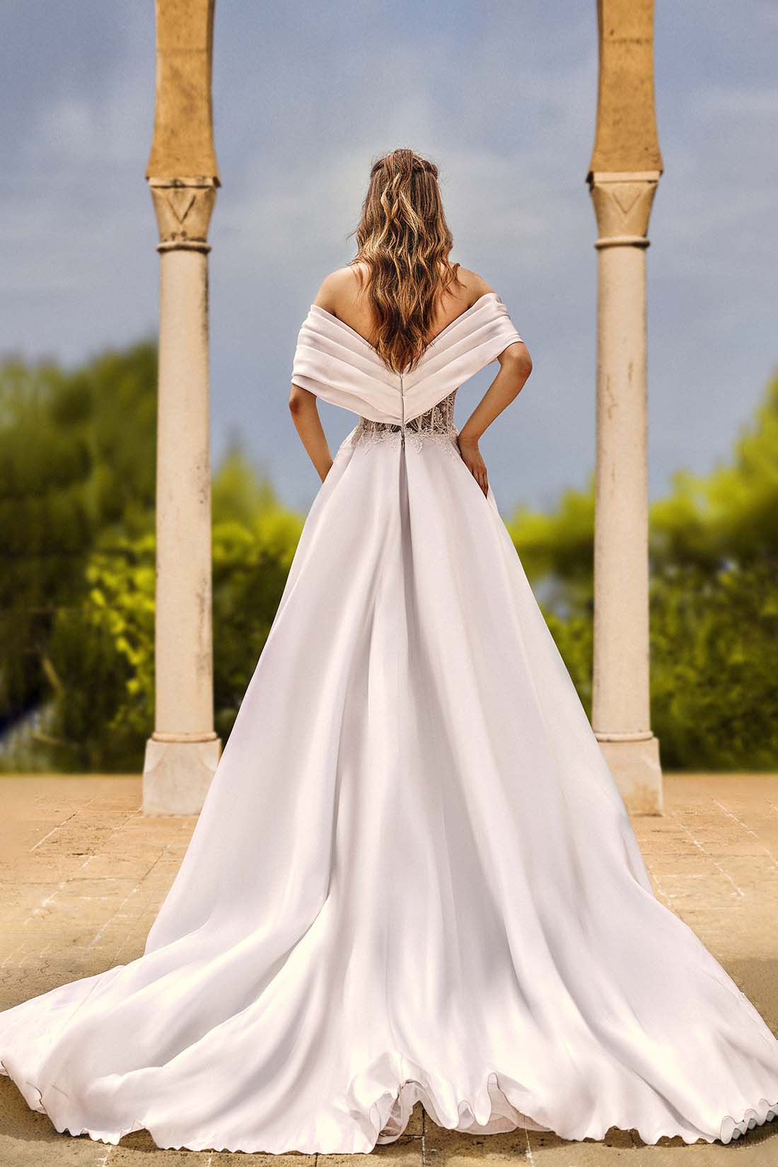 تحميل الصورة في المعرض، WD-6325-Gattionlli-by-marwan-bridal-colllection-2024-24-bridal-dresses-lookbook-new-collection-wedding-bride-couture-bridal-couture

