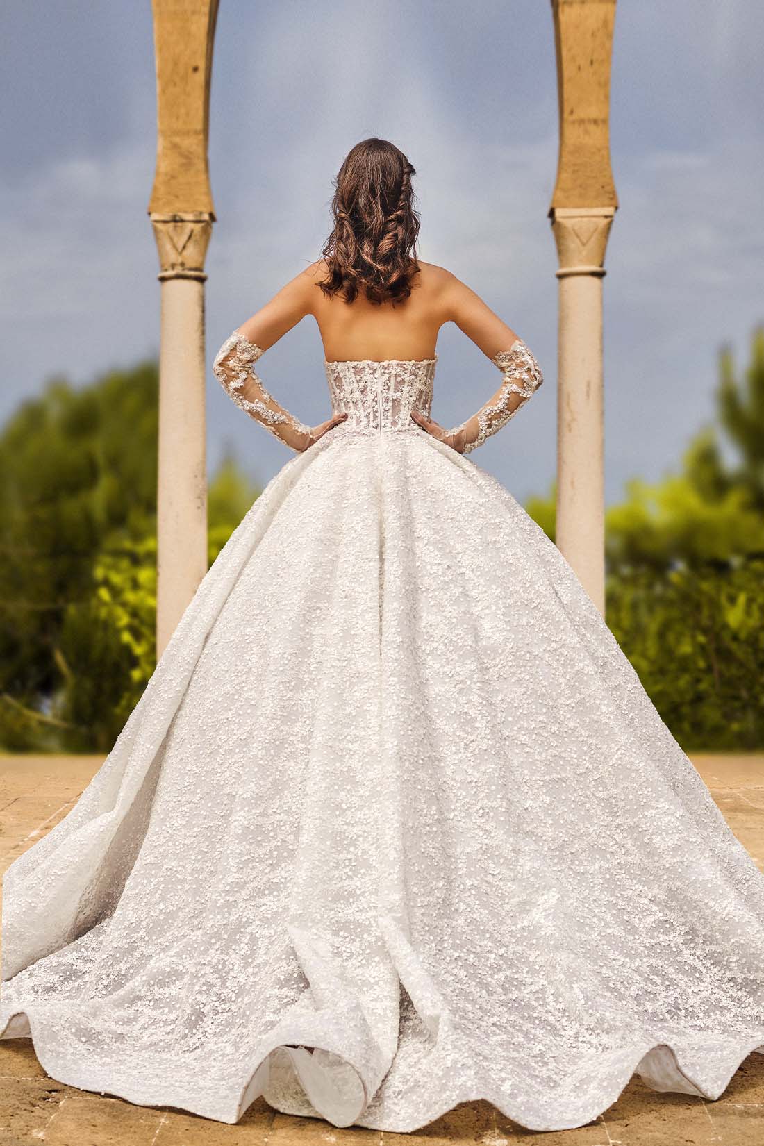 تحميل الصورة في المعرض، WD-6833-Gattionlli-by-marwan-bridal-colllection-2024-24-bridal-dresses-lookbook-new-collection-wedding-bride-couture-bridal-couture
