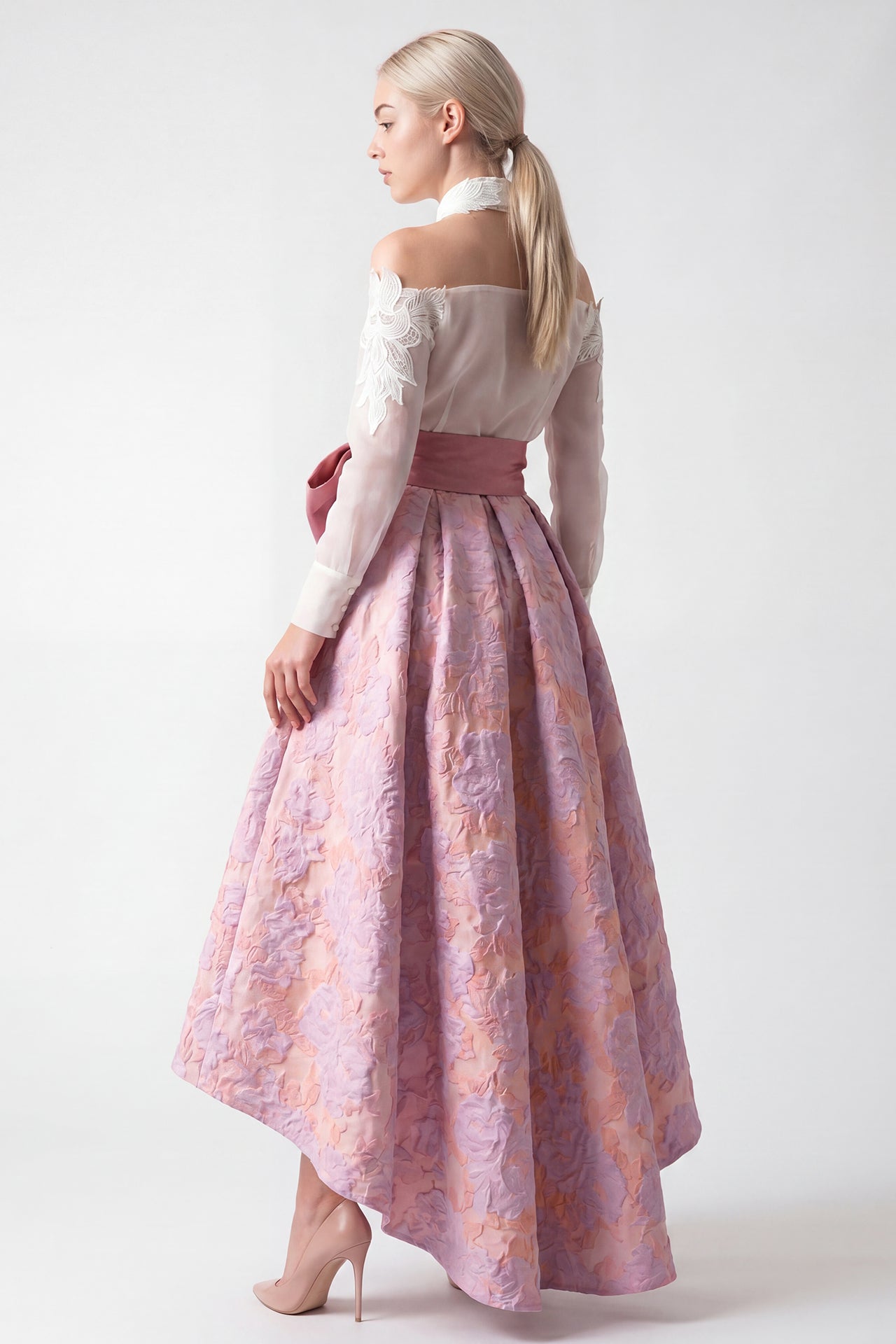 Lace-Embroidered Organza blouse with Jacquard High-Low Skirt