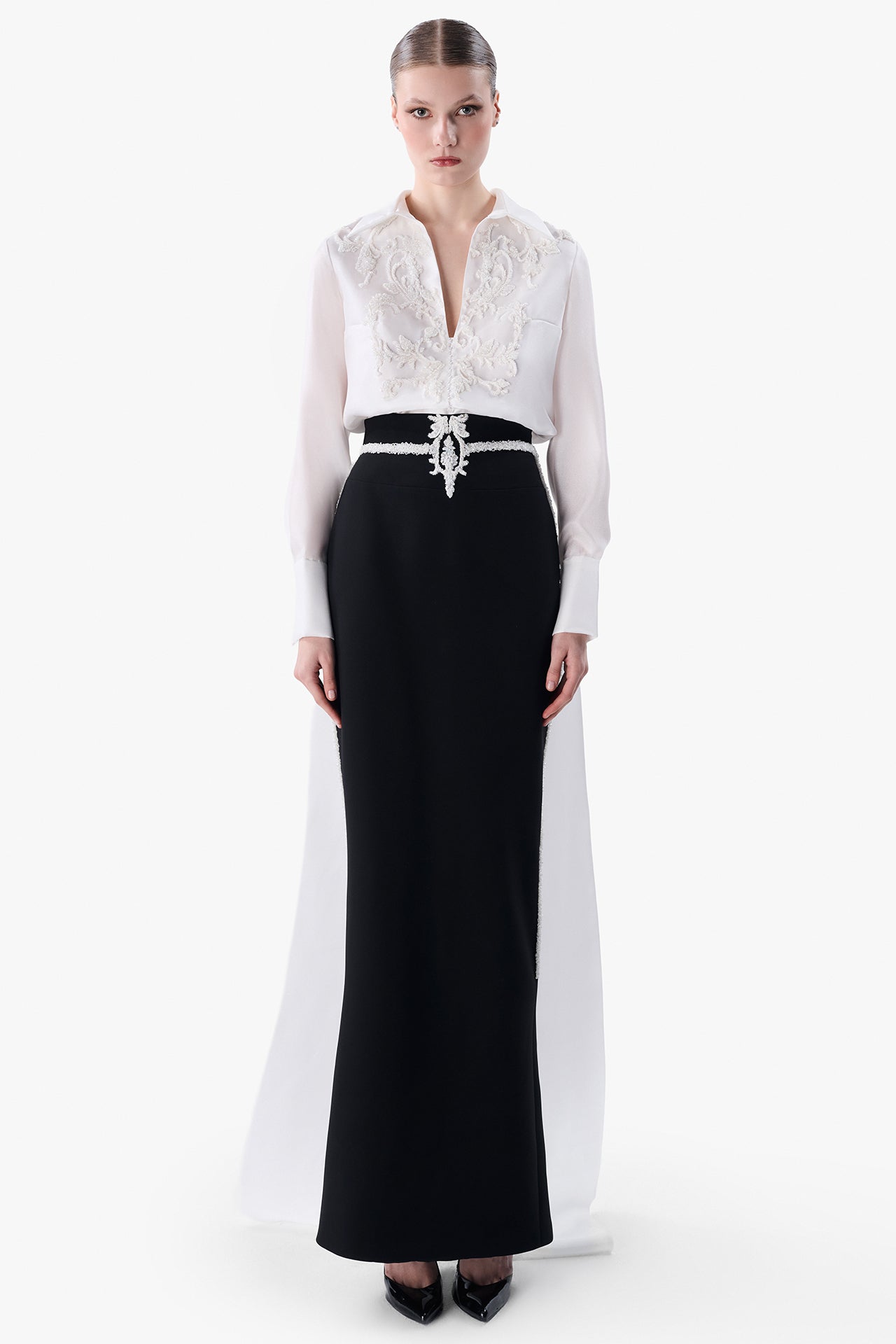Load and play video in Gallery viewer, Embroidered Organza Blouse with Crepe Skirt
