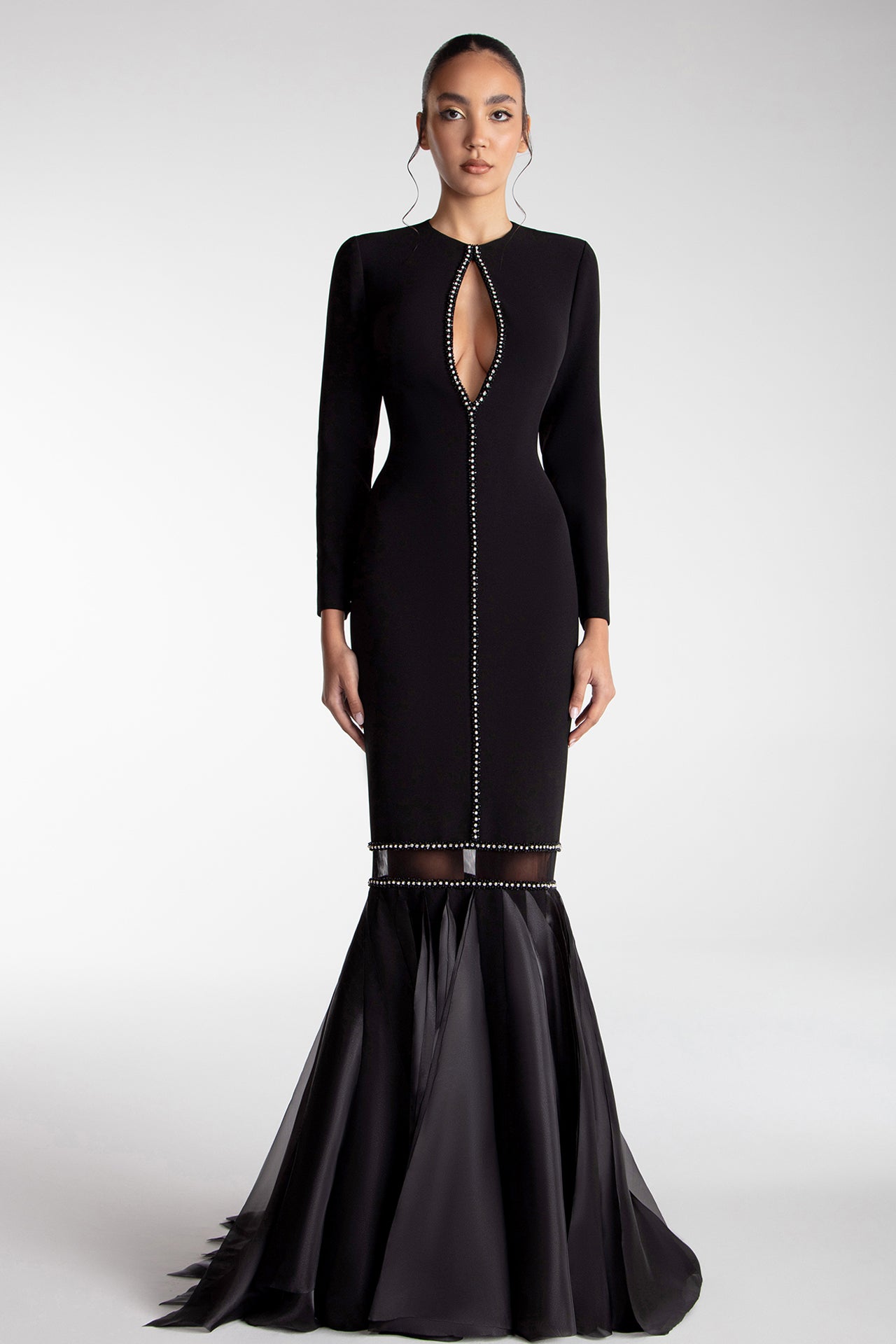تحميل وتشغيل الفيديو في عارض المعرض، Crystal Trimmed Gown With Organza Flare
