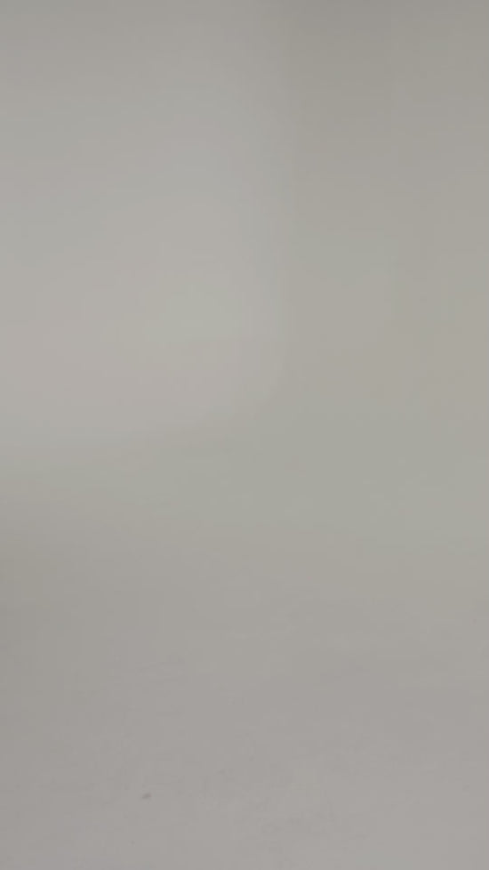 تحميل وتشغيل الفيديو في عارض المعرض، Draped Cape Sleeve
