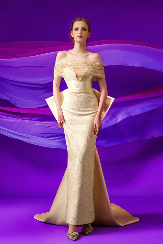 Plunging Neckline Back Bow Sweep Train Gown Gattinolli by Marwan Plunging Neckline Back Bow Sweep Train Gown Gattinolli by Marwan