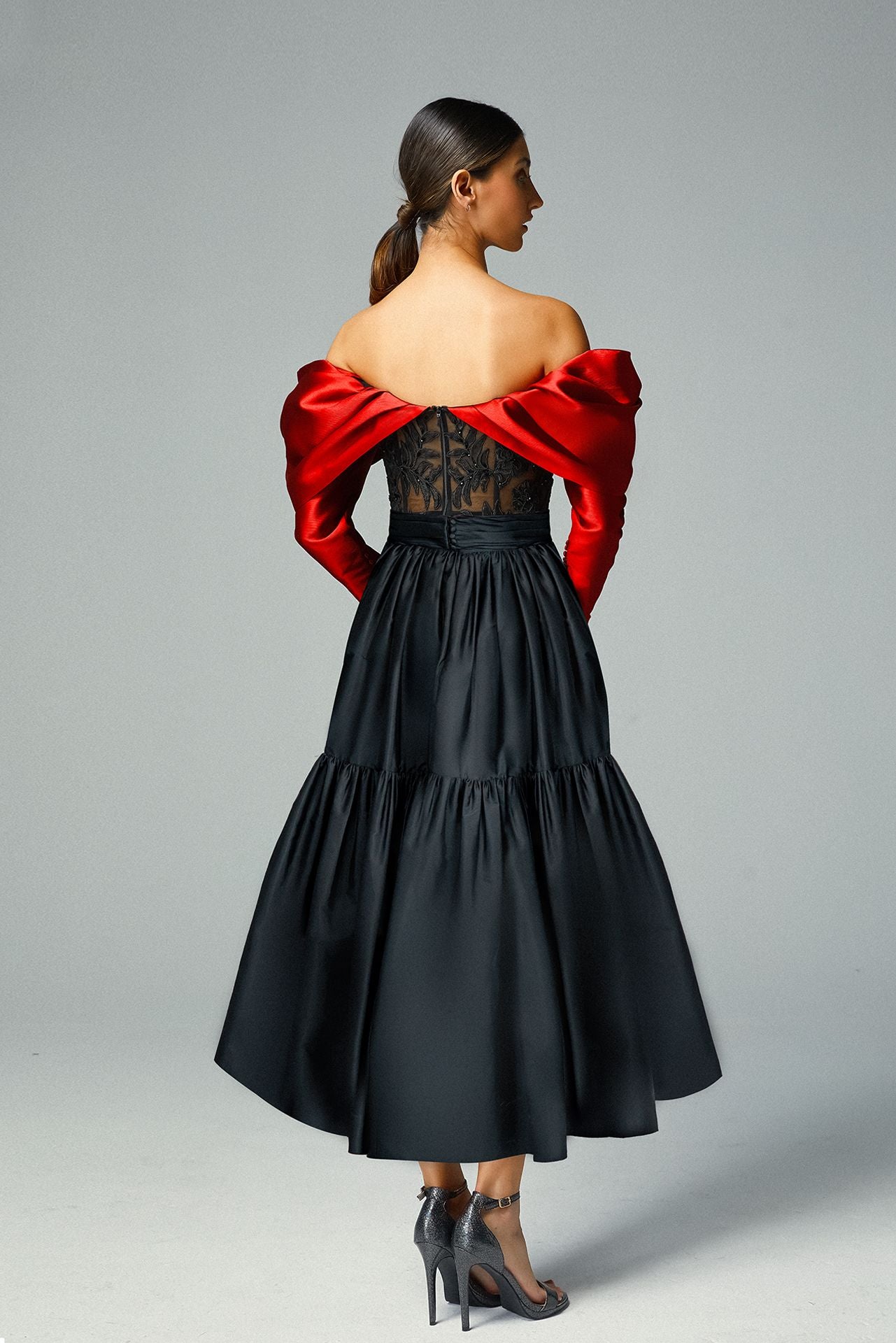 Load image into Gallery viewer, Off-shoulder Embroidered Floral Corset &amp;amp; Crimson Cady Draped Wing &amp;amp; Crêpe Column Midi Skirt

